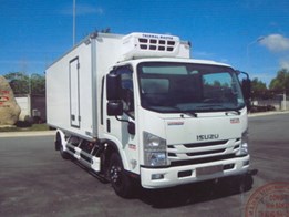 ISUZU NPR85K THÙNG ĐÔNG LẠNH 850 TRIỆU