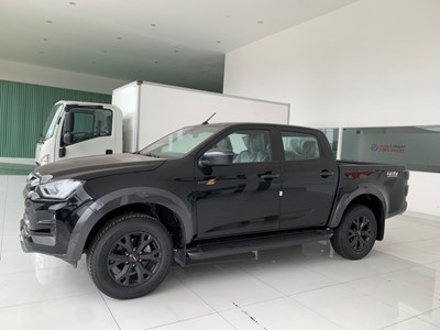 ISUZU DMAX 1.9AT (4X4) TYPEZ 2024