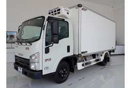 ISUZU QMR77HE4A ĐÔNG LẠNH 1.990 TẤN