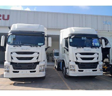 Isuzu Việt Nam ra mắt sản phẩm xe Isuzu Đầu Kéo Nhập Khẩu 100%